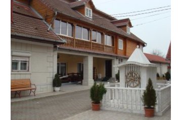 Rumānija Penzión Sarmizegetusa, Eksterjers